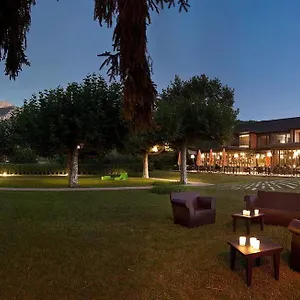 Le Clos Marcel Hotel